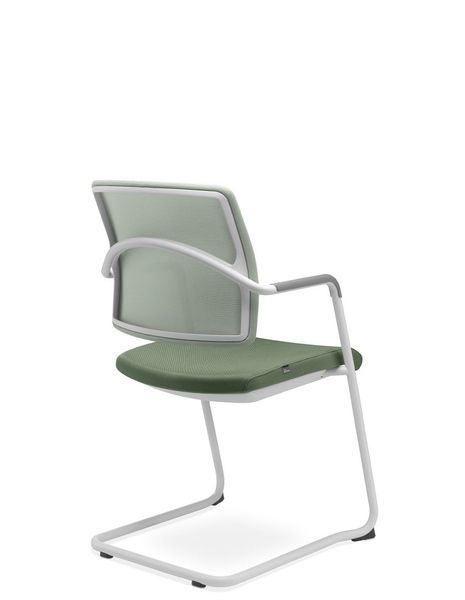 Крісло LD SEATING ARCUS 251-Z-N8 для відвідувачів, на полозах 03258 фото